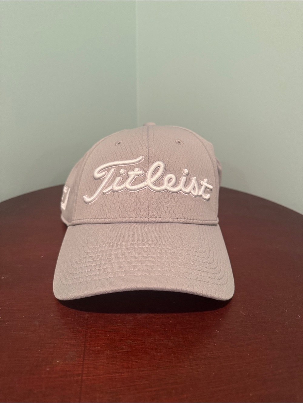 NWT Titleist Gray Golf Logo Hat